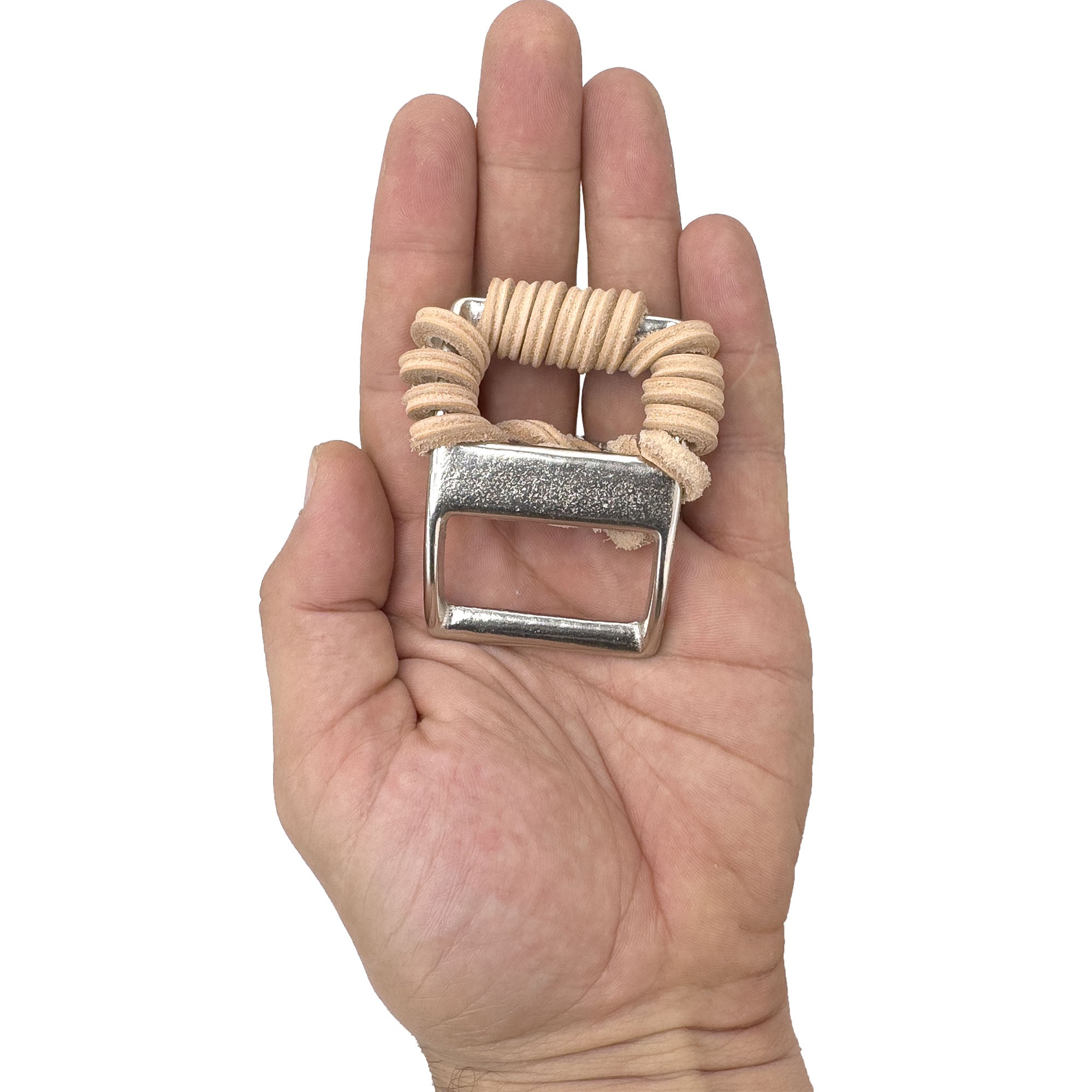 3522 Twisted Leather Beak Weave